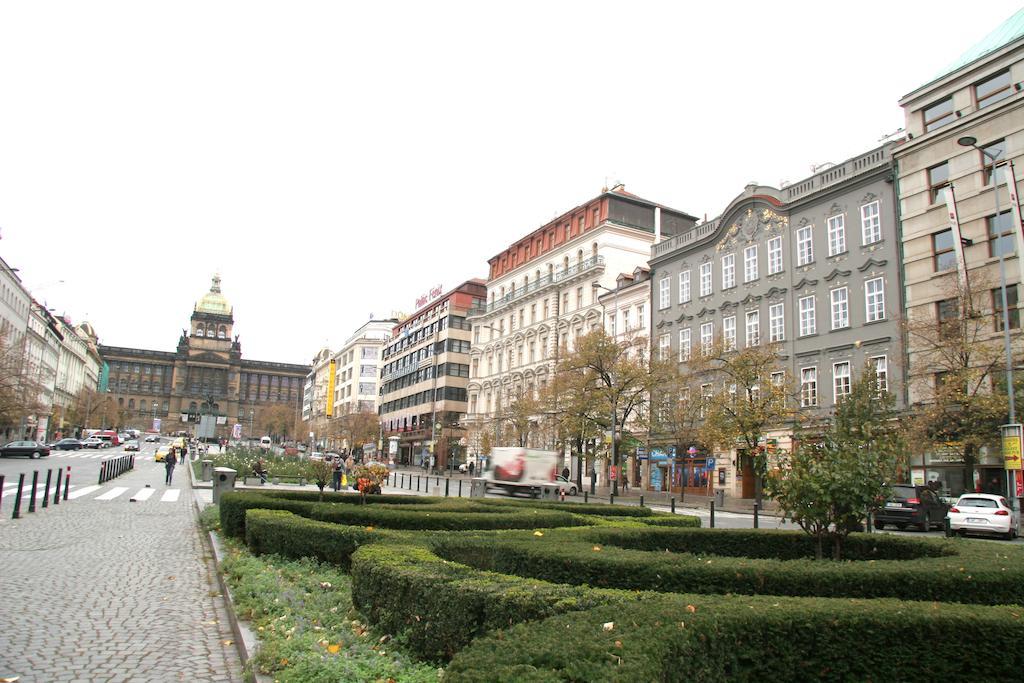 Picasso Apartments Prague Exterior photo